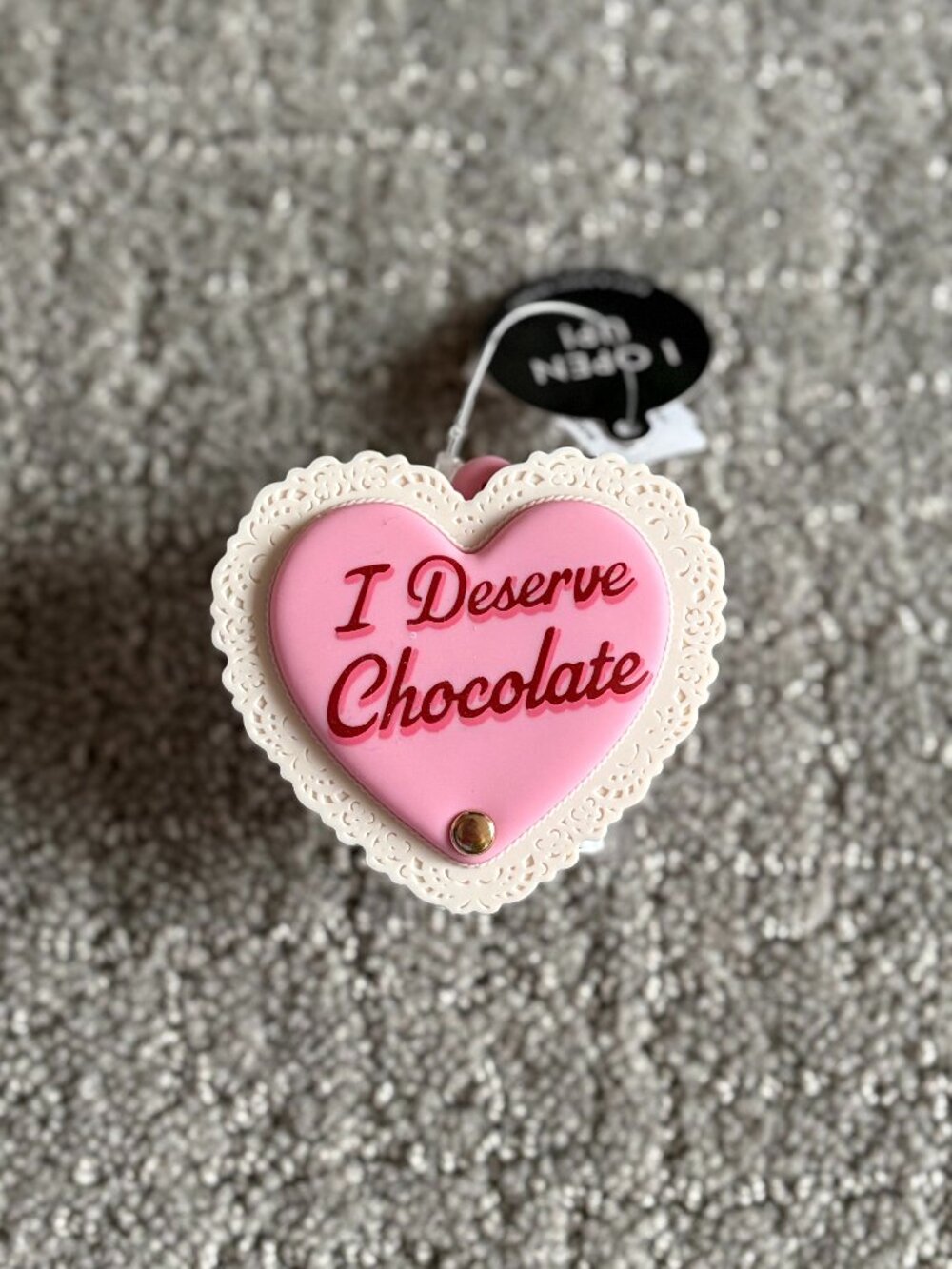 NEW Bath & Body Works Heart I Deserve Chocolate Pocketbac Sanitizer Holder Pink